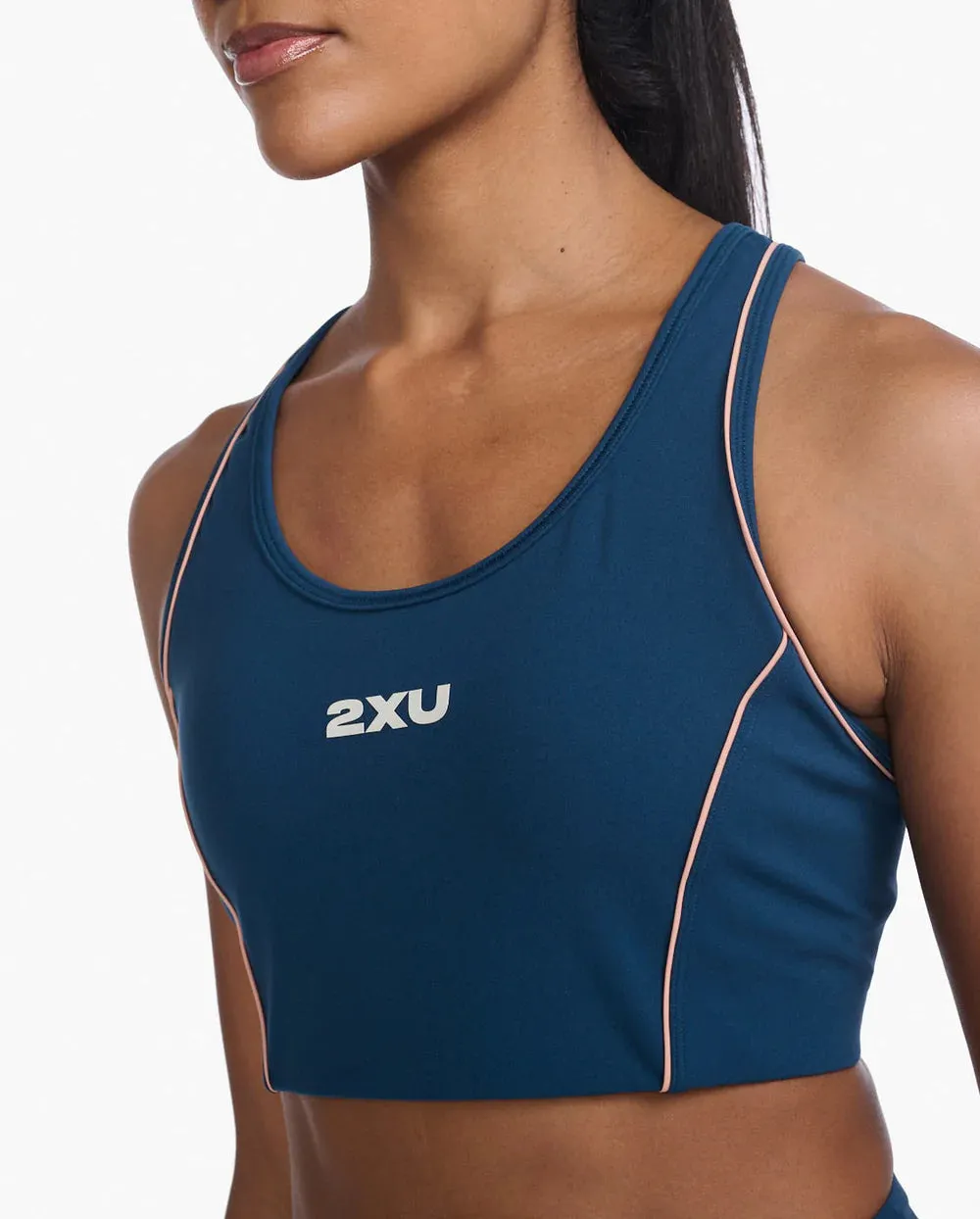 2XU Womens Form Swift Crop