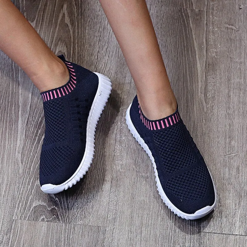 Breathable Mesh Sneakers Summer Slip on Soft Bottom Running Shoes Woman Plus Size Elastic Knit Casual Flats