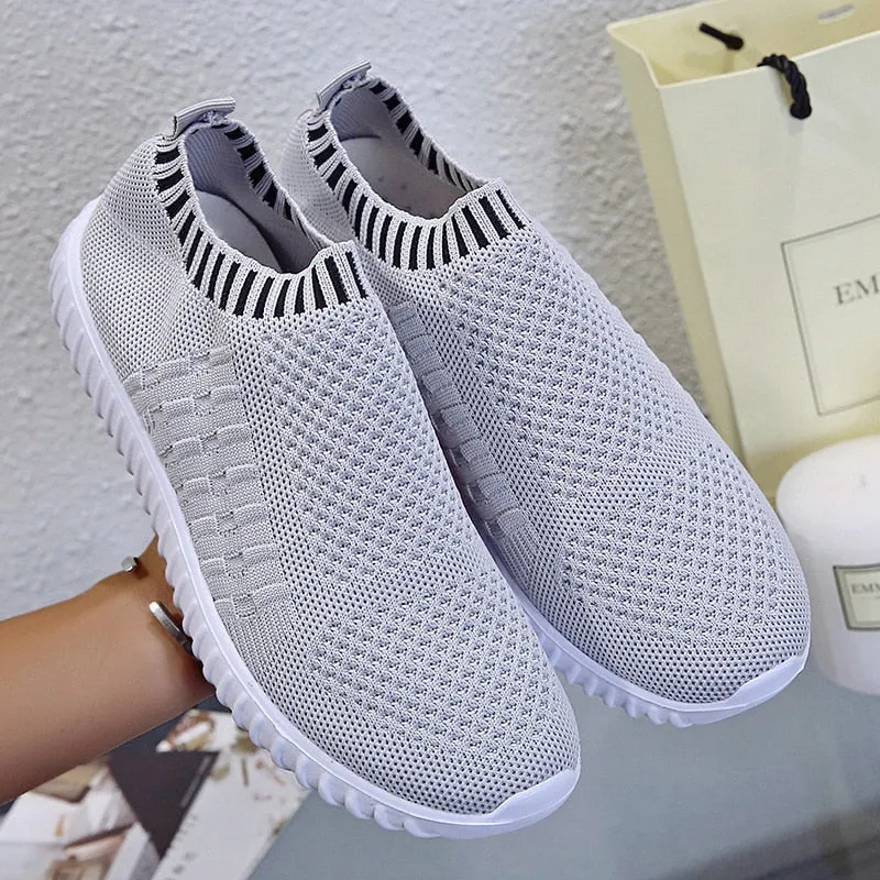 Breathable Mesh Sneakers Summer Slip on Soft Bottom Running Shoes Woman Plus Size Elastic Knit Casual Flats