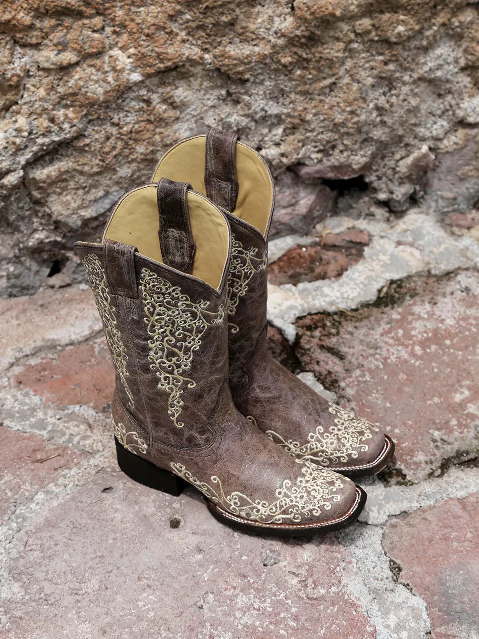 Corral Women's Brown Crater Embroidered Square Toe Western Boot