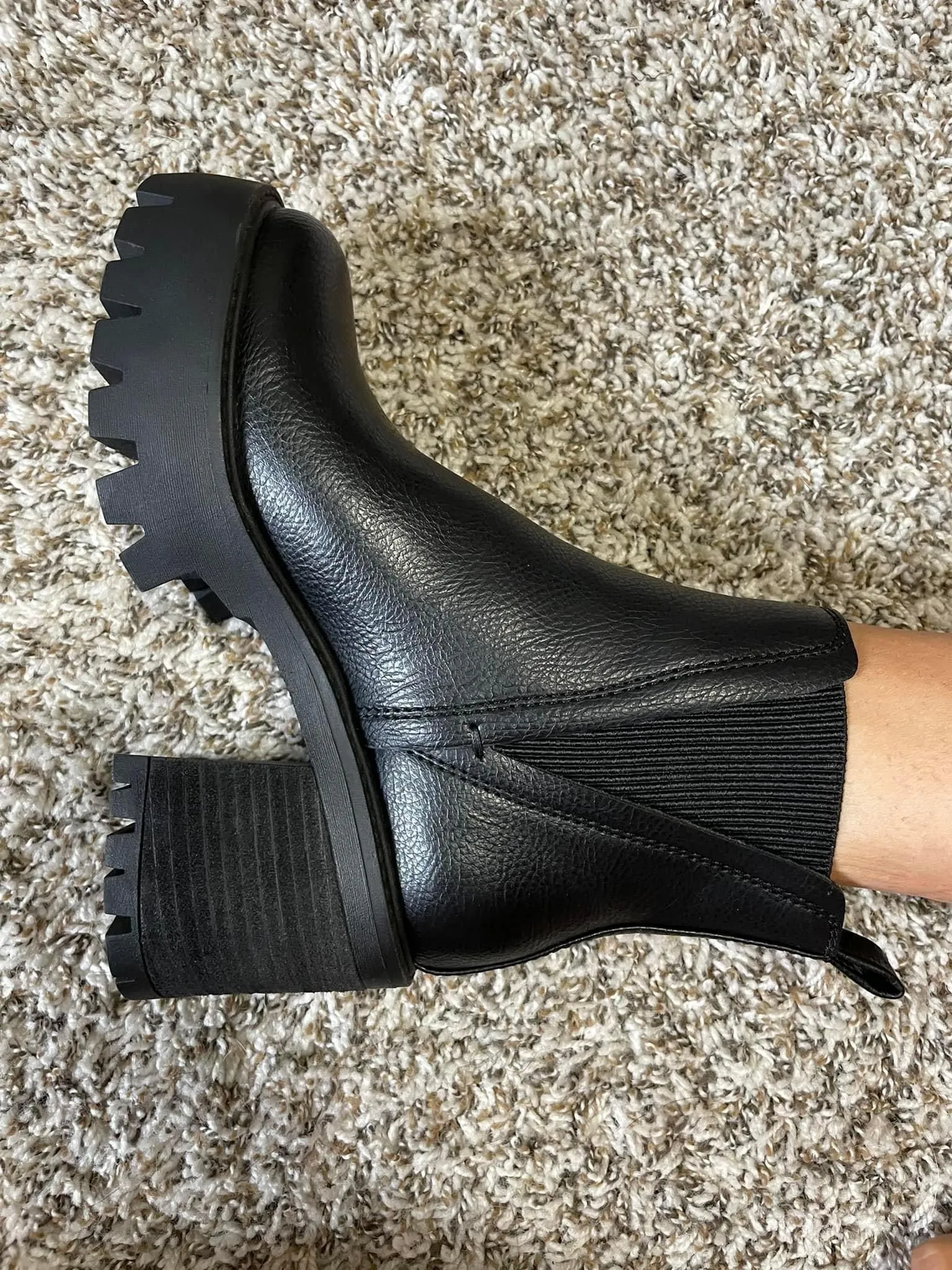 Jasper Chunky Black Boots