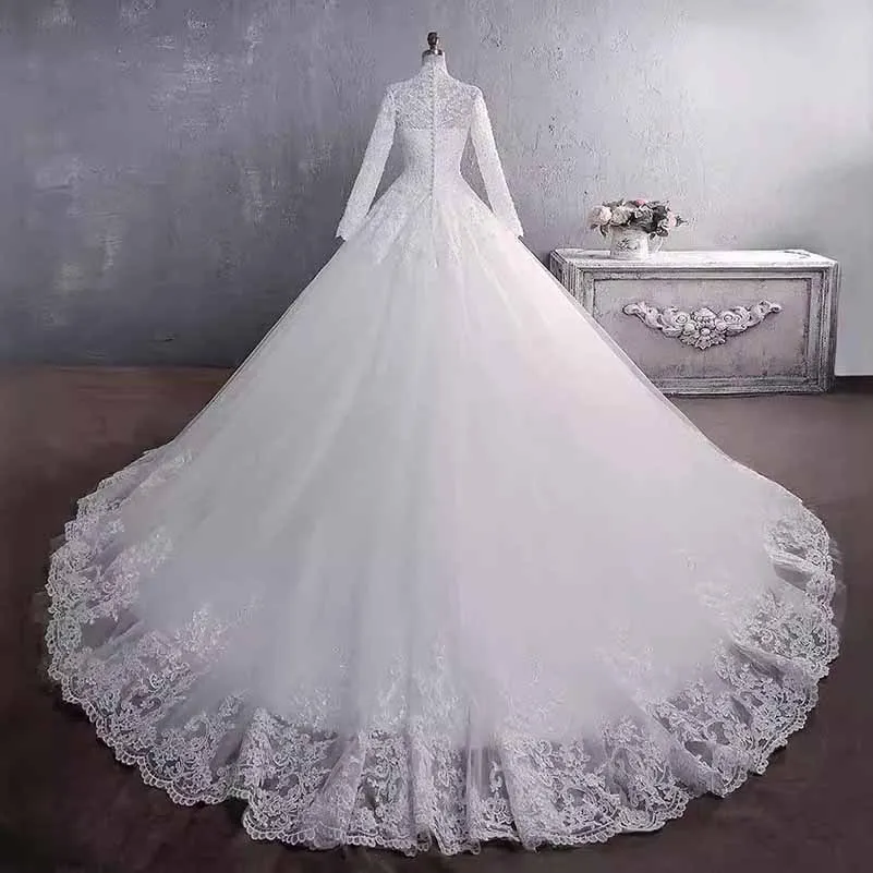 Vintage Custom Long Sleeves Lace Wedding Dresses With Appliques