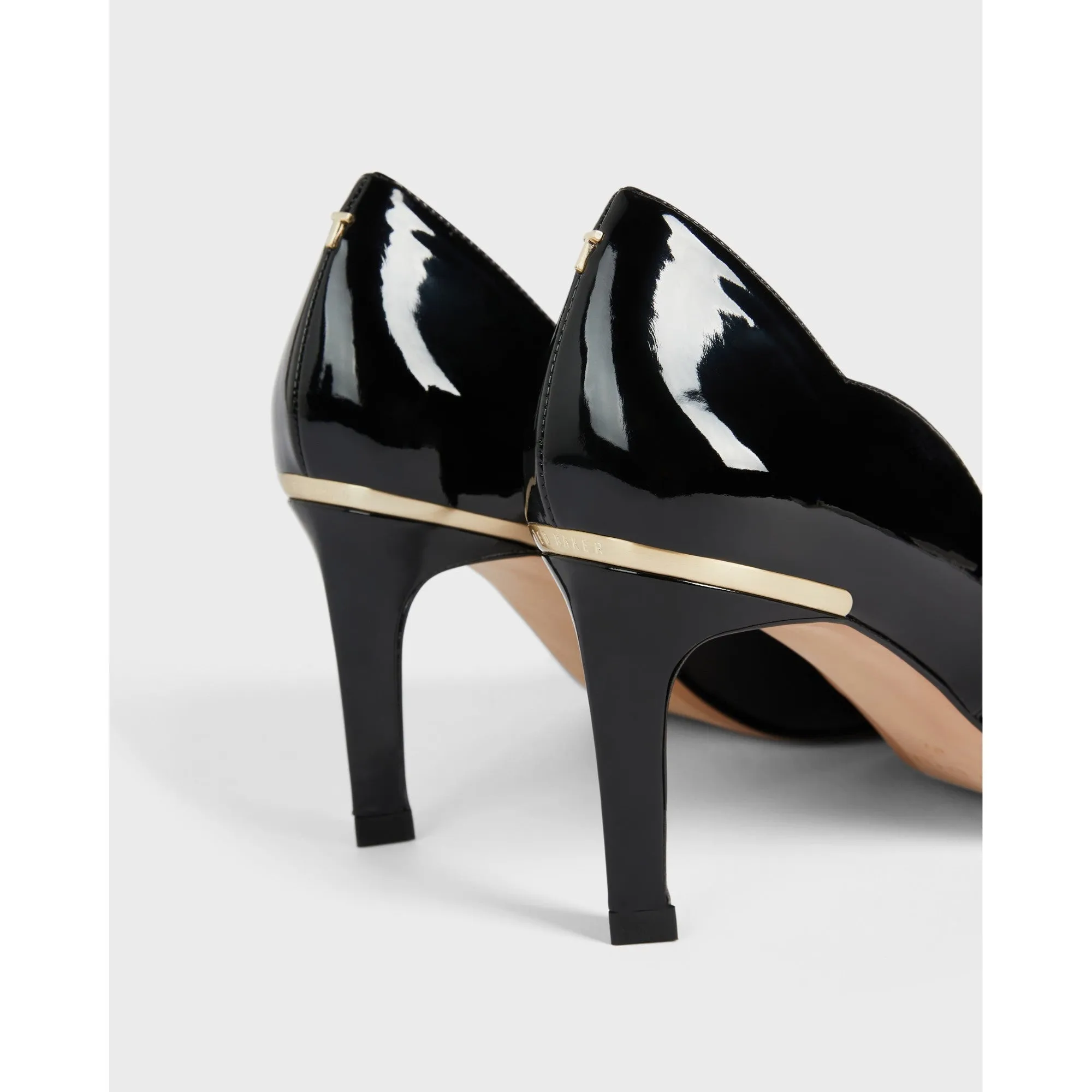 Women Maysiep-Scalloped Back Mid Heel Court - Black